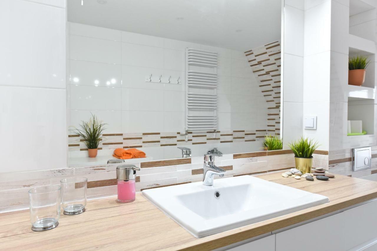 Apartament Centrum Z Miejscem Parkingowym Stary Toruń Eksteriør bilde