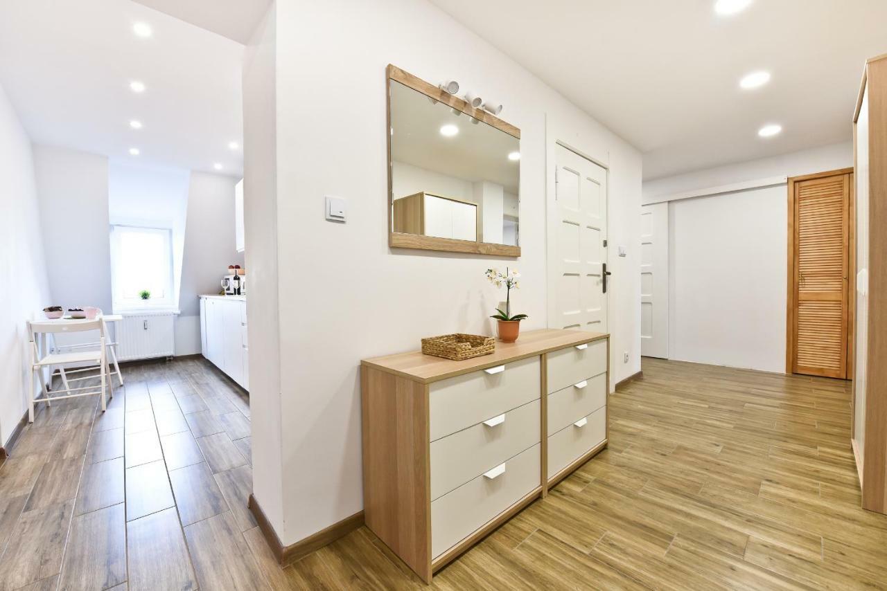 Apartament Centrum Z Miejscem Parkingowym Stary Toruń Eksteriør bilde
